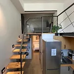 아파트 Center Loft With Private Parking