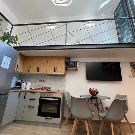 Center Loft With Private Parking Daire