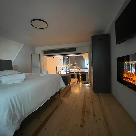 Center Loft With Private Parking Apartamento Kavala
