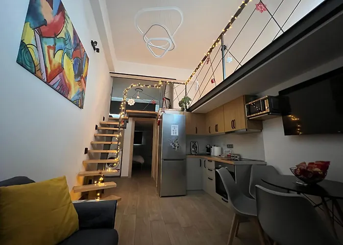 Apartament Center Loft With Private Parking Kawala